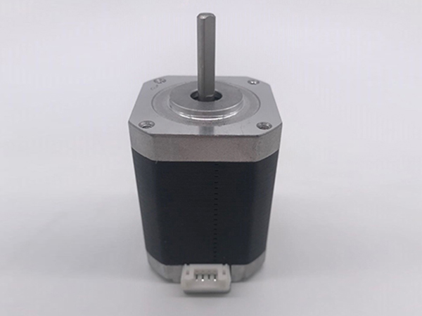 步步進(jìn)電機(jī)驅(qū)動(dòng)器