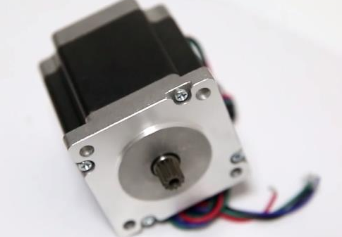 步進(jìn)驅(qū)動器記憶功能，避免電機抖動